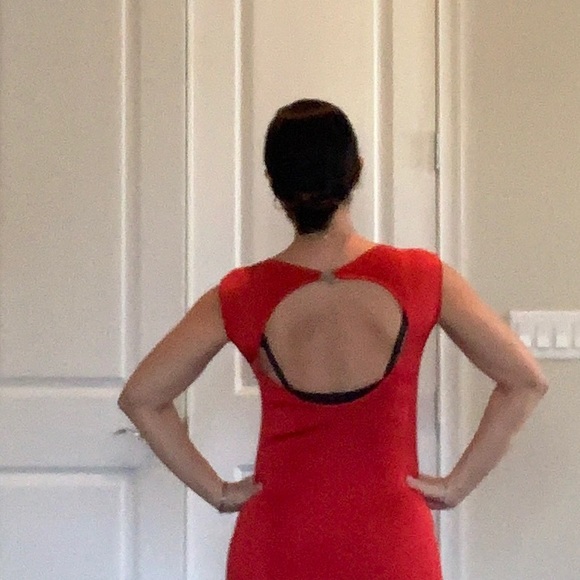 Chic & classic true red Black Label bodycon dress - Picture 4 of 15